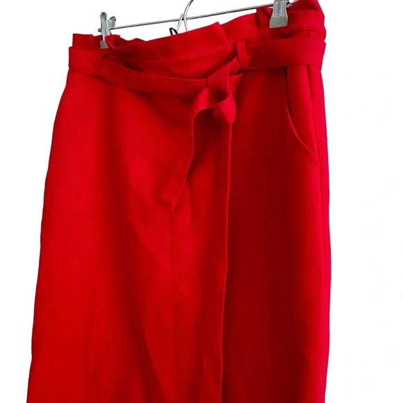 Banana Republic Red Straight Pencil Belted Skirt Ruffle Pockets Size 12 - Picture 2 of 9